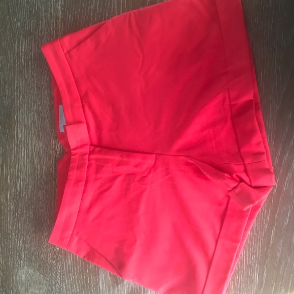 H&M Dressy Shorts Deep Coral almost new condition - Picture 2 of 7